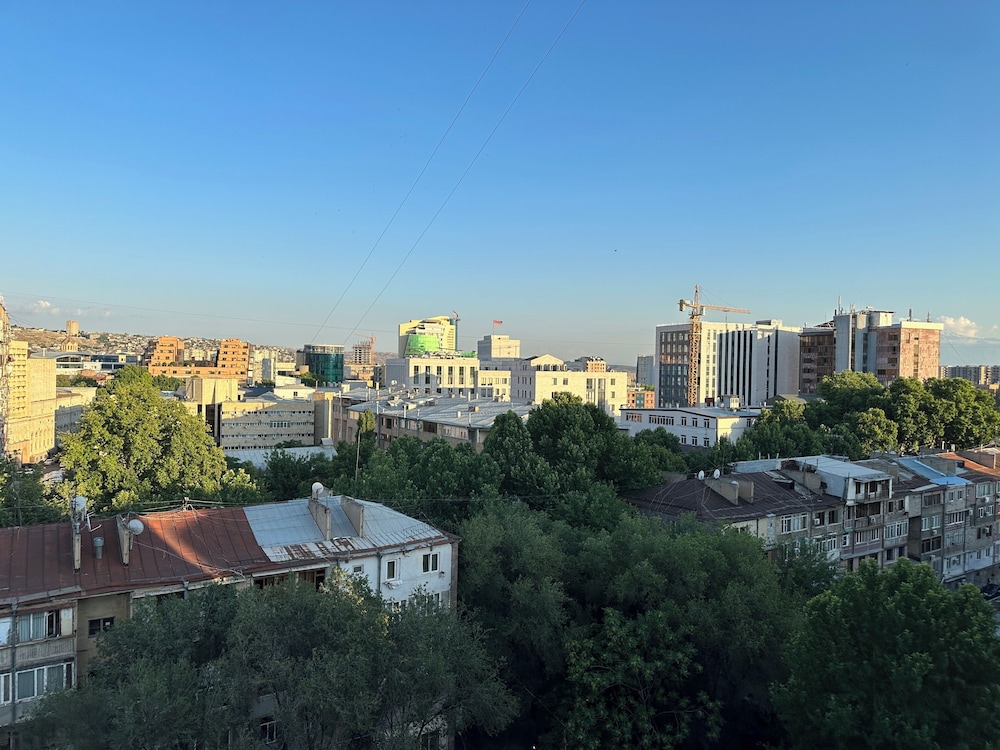 Apartments by Luxe Group KO100