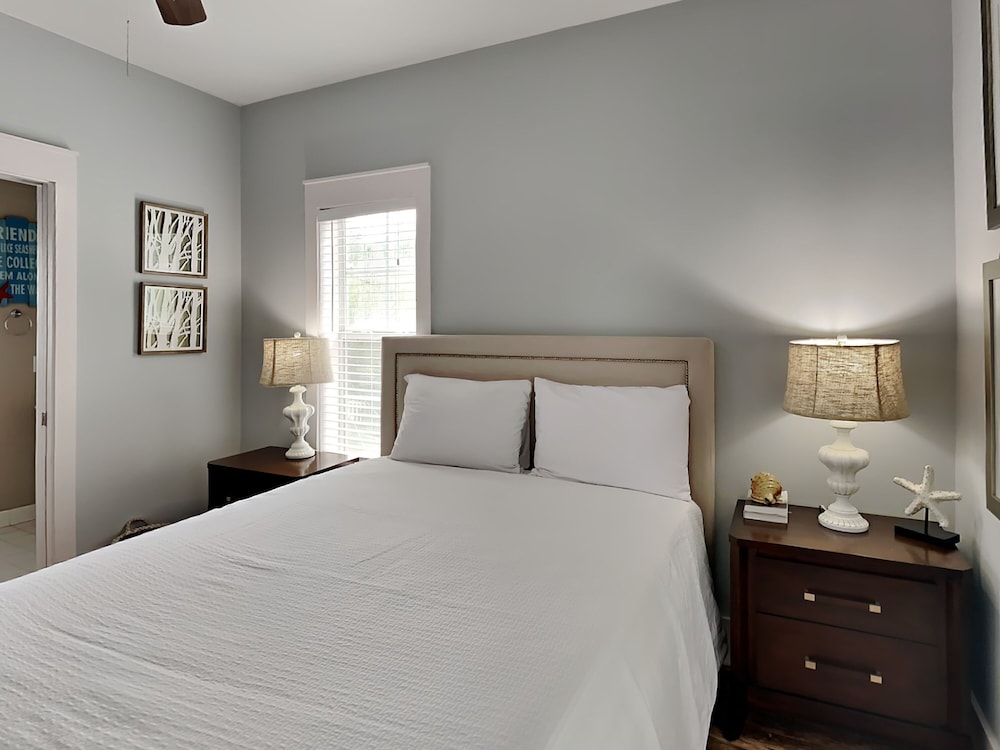 Bungalows at Seagrove by Southern Vacation Rentals view 5