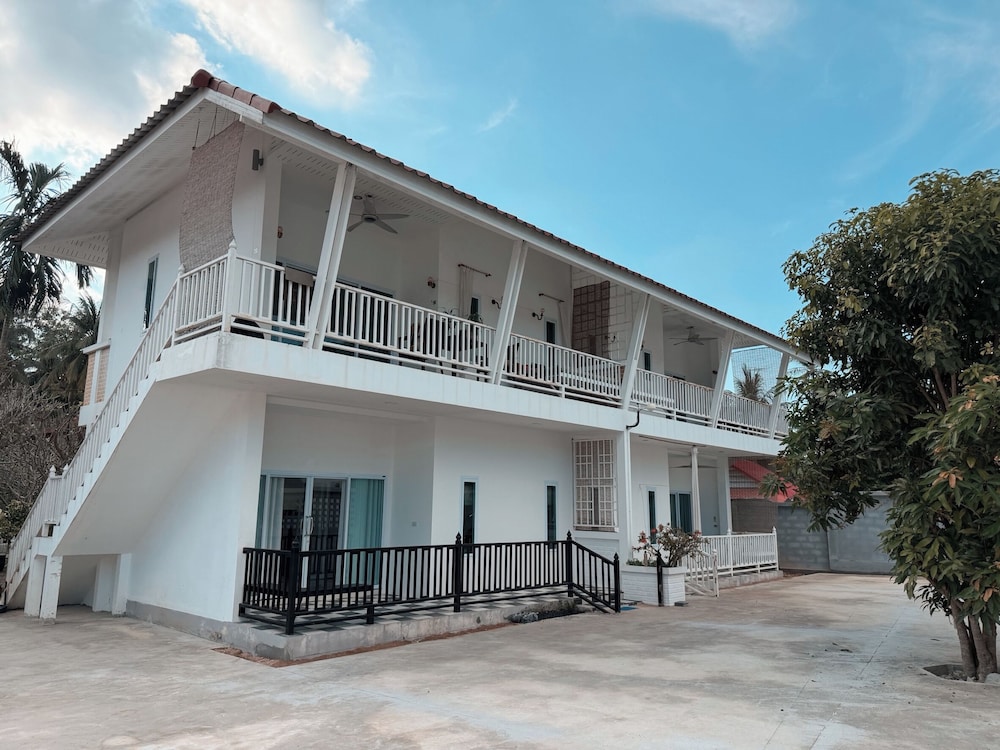 Labelle villa koh phangan