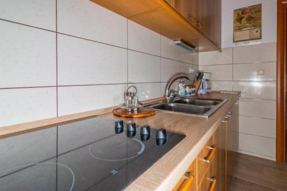 Apartments Sare view 3