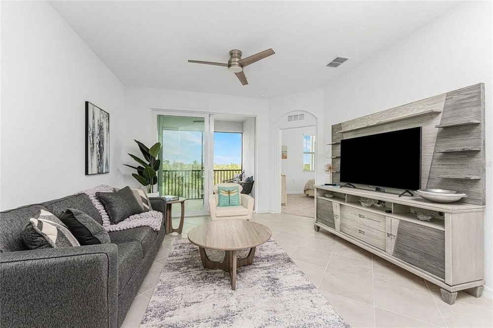 Heritage Landing Resort 30 night minimum 3 Bedroom Condo 3 Condo