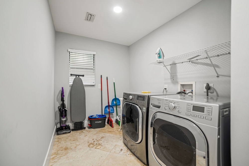 Spacious 6BR Beach Getaway w/ Heated Pool