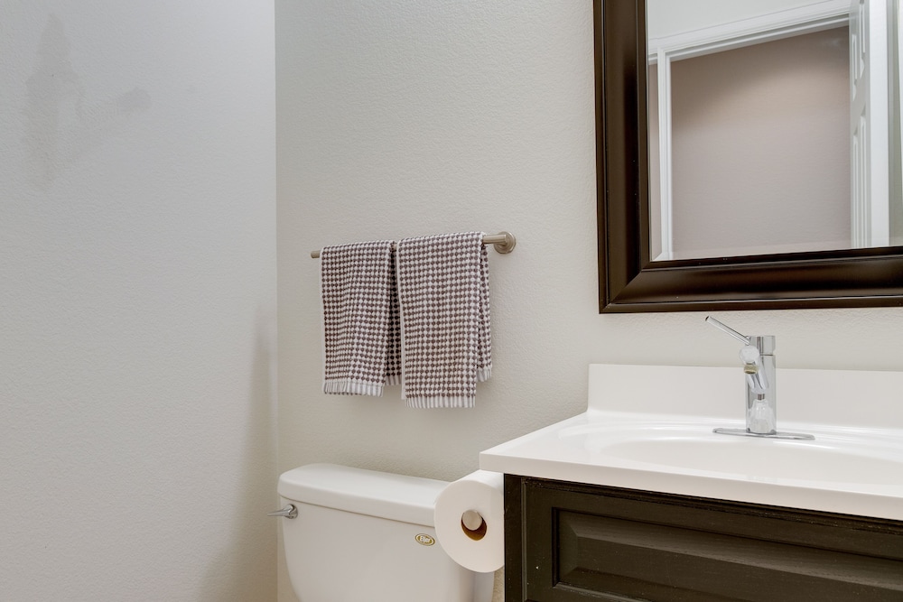 1 Mi to Dtwn: Stylish Denver Home w/ Patio