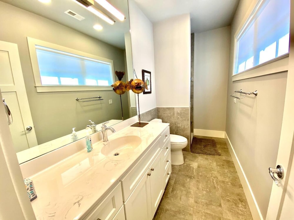 Bayard Avenue 300