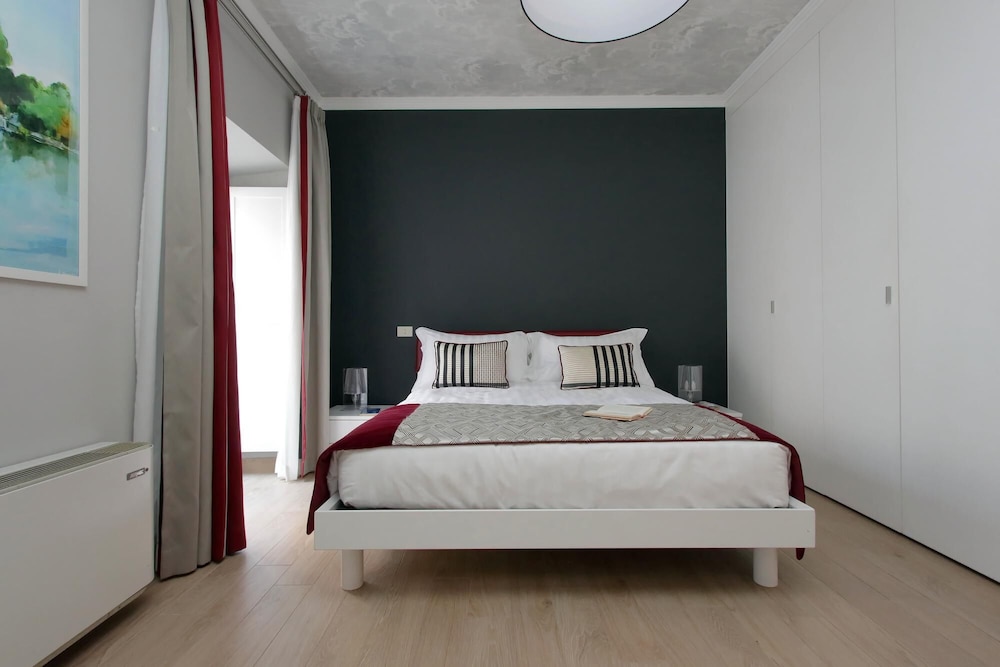 A4 Piazzetta Margutta - A4 - My Extra Home