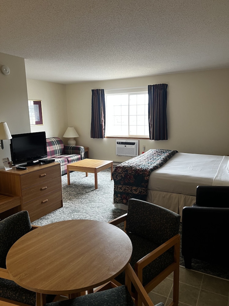 Budget Host Inn & Suites