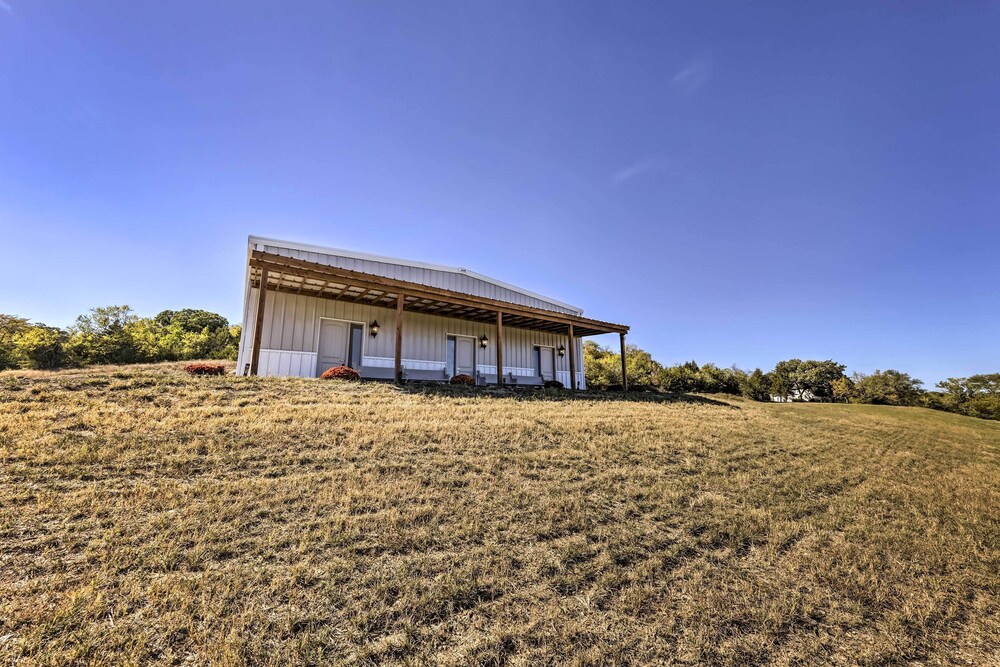 'the Vista' Retreat 30 Mi to Kansas City! - Property Image 26