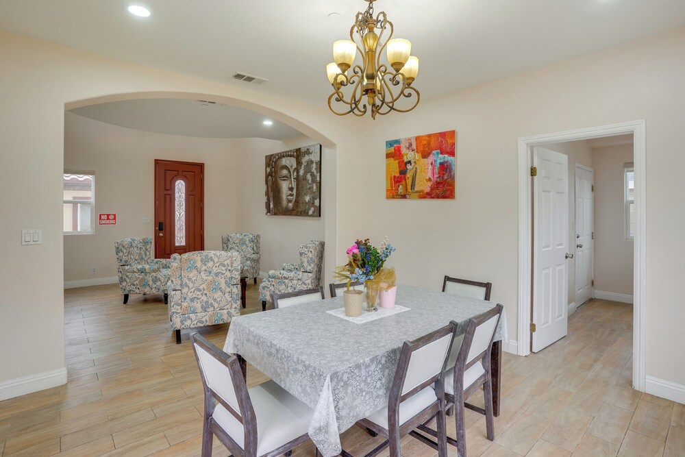 Explore the OC Coast! Midway City Home w/ Yard
