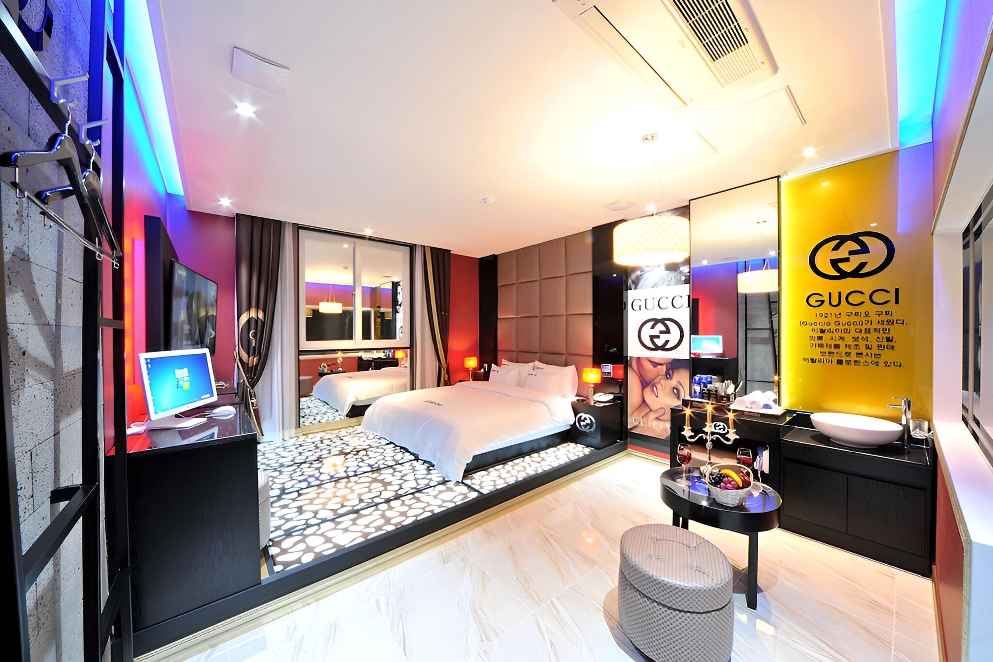 Photo 89