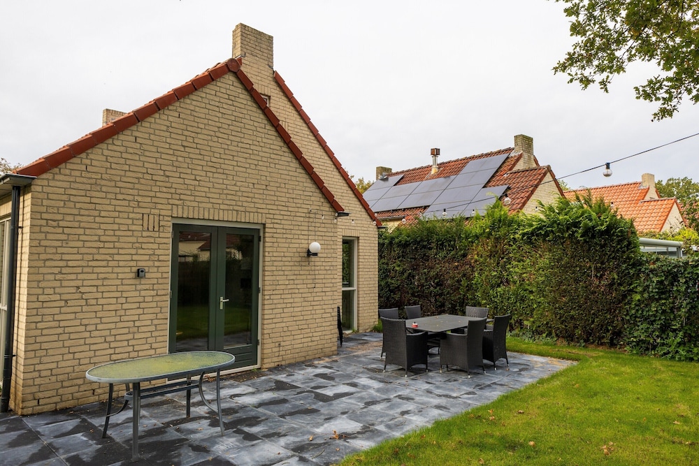 Holiday Home in Ewijk in a Beautiful Area