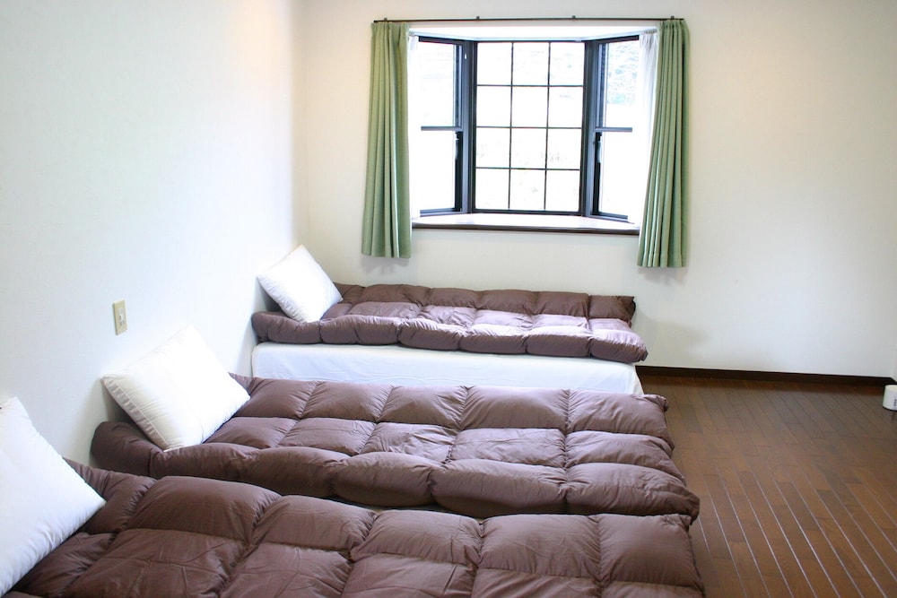 916 Travel Inn