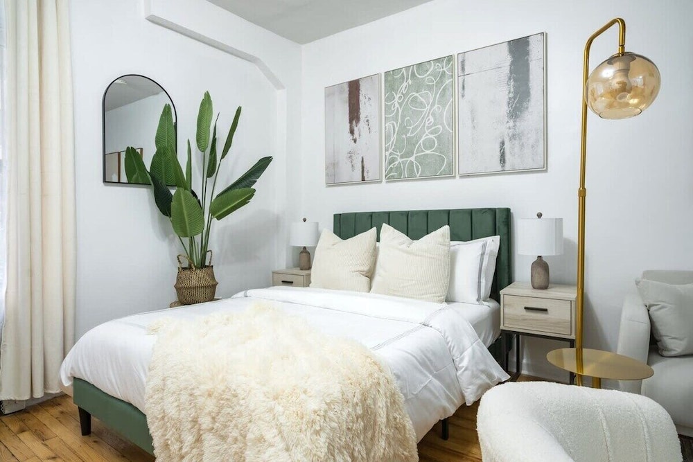 317 UES Apartments