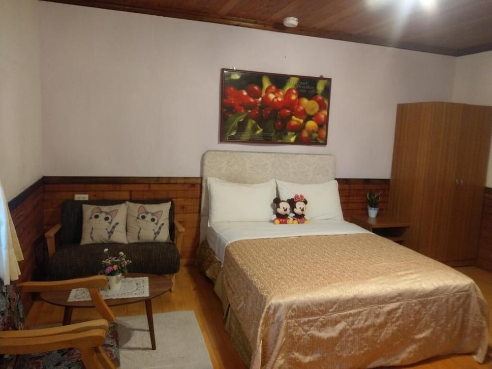 Hua Shan Hor Yuan Homestay