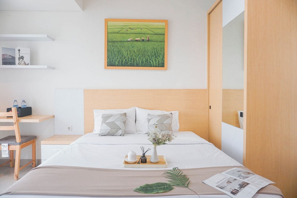 Cozy Look Studio Apartment At Lrt City Bekasi
