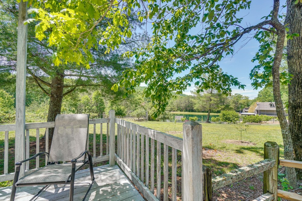 Charming Crossville Apt < 10 Mi to Golf Courses! view 5
