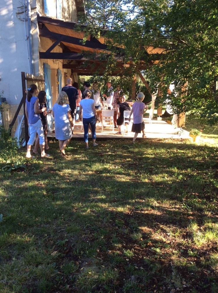 La Roane Yoga & Creativity Center