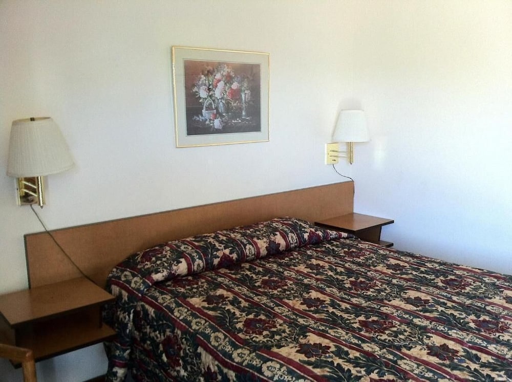 Greenway Motel