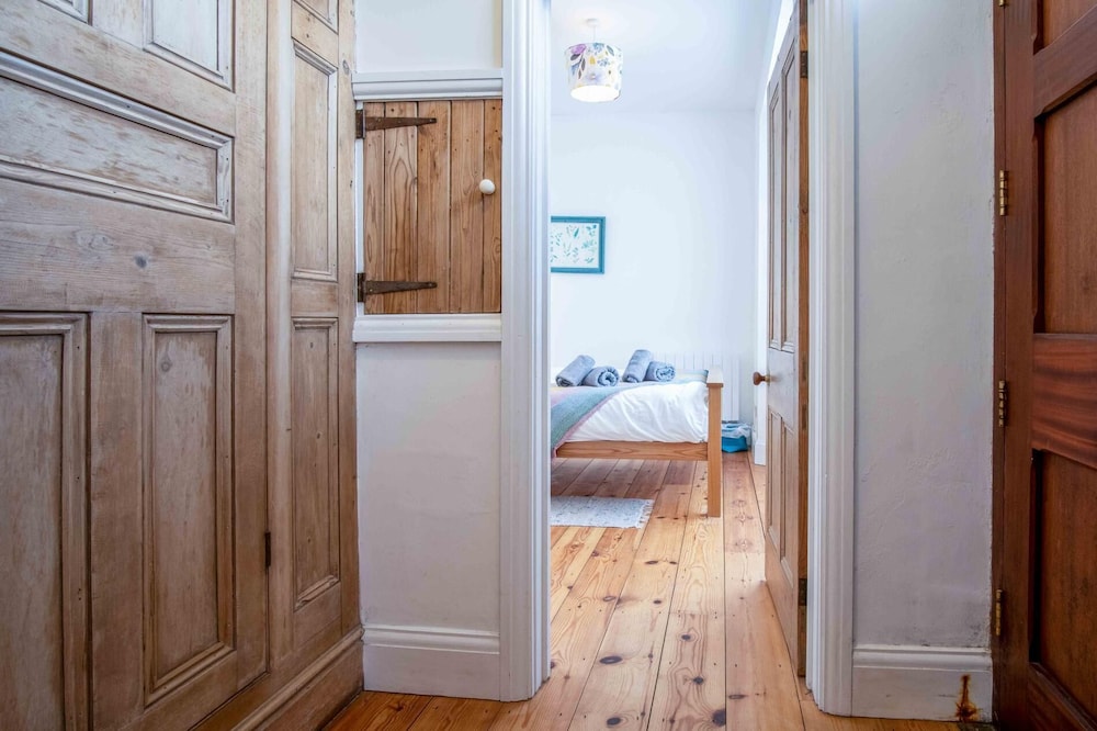 Sea Glass - 2 Bedroom Apartment - Manorbier