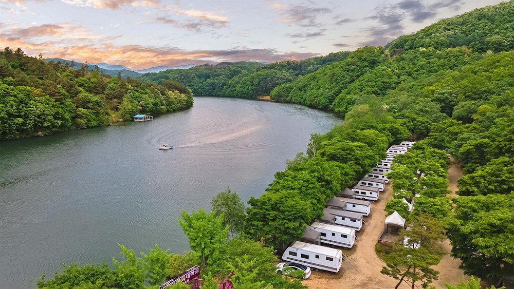 Chuncheon Wangter Resort view 5