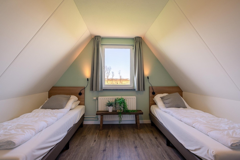 Tastefully and Modernly Furnished Holiday Home for 6 Persons