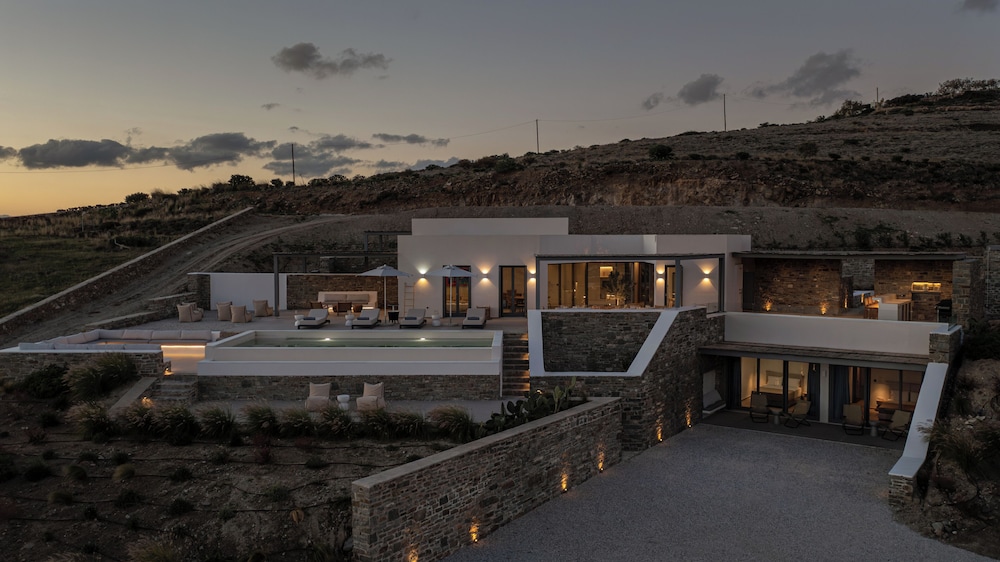 AVERA VILLAS