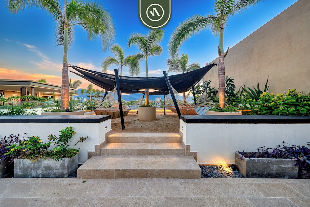VGolf with Pool & Gym by Naya Homes