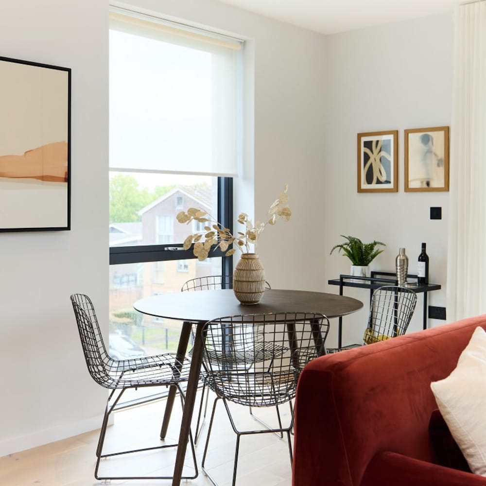 The Brondesbury Scenery - Bright 1bdr Flat With Balcony Parking photo 2