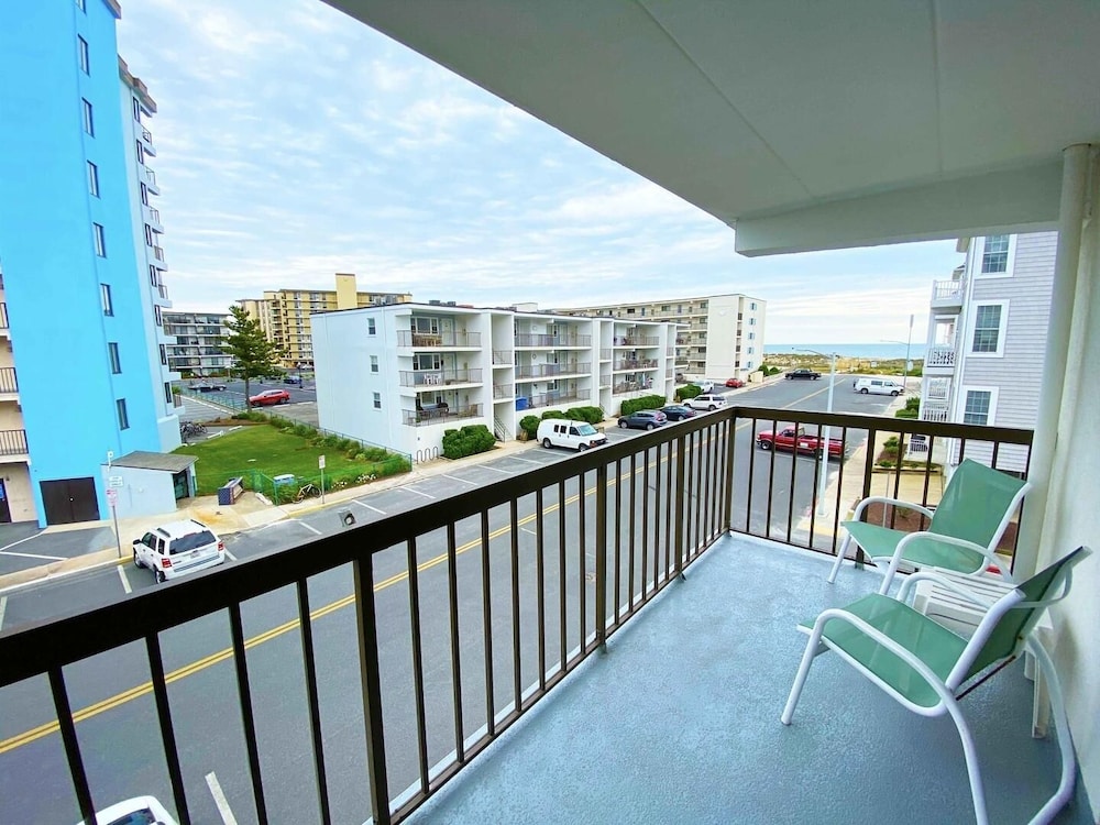 Ocean Princess 207 1 Br condo by RedAwning