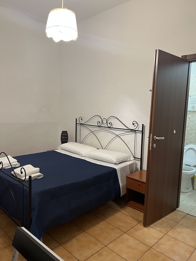 Meltin' Rome Guesthouse