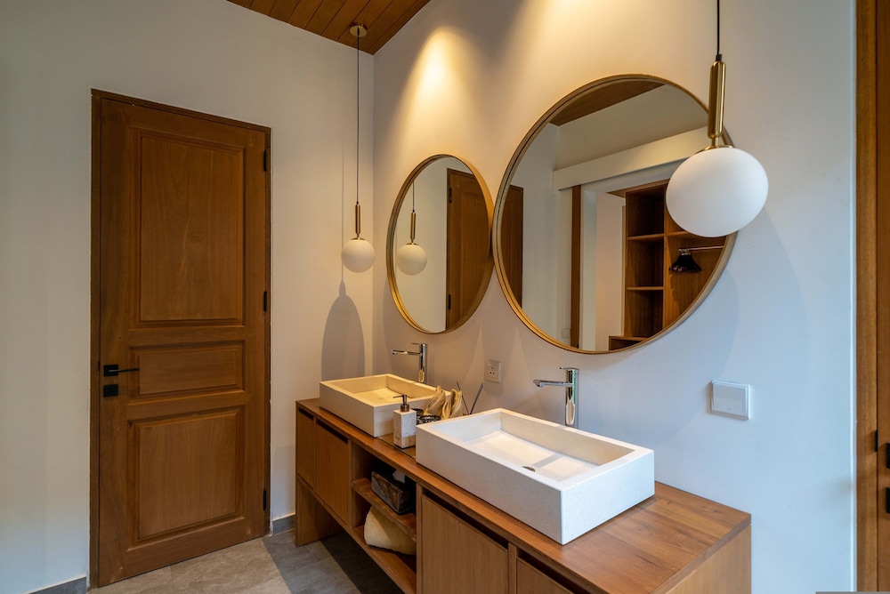 Villa Nusantara 5 by Alfred in Bali - Promo Luxury 4BD Pool Villa Pererenan Beach Caggu