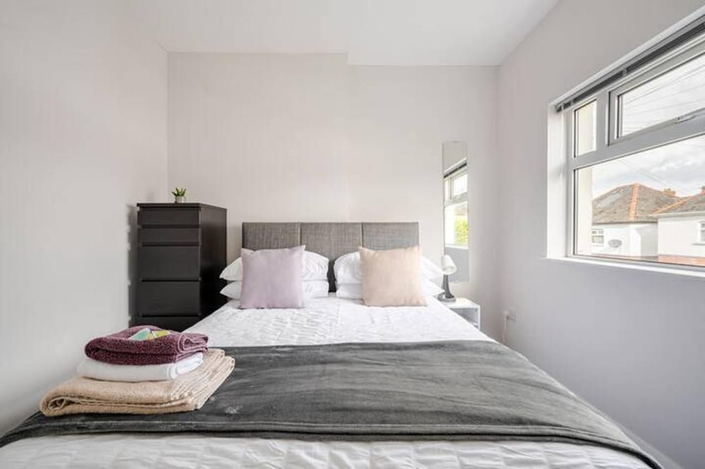 Ekaya Cozy Belfast With 2 Bedrooms view 5