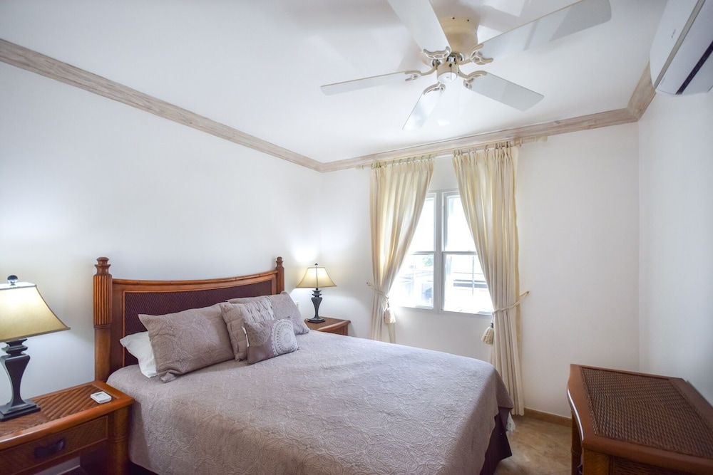 Modern 2-bed Apt Near Beach In St. Lawrence Gap 2 Bedroom Apts by Bluescape