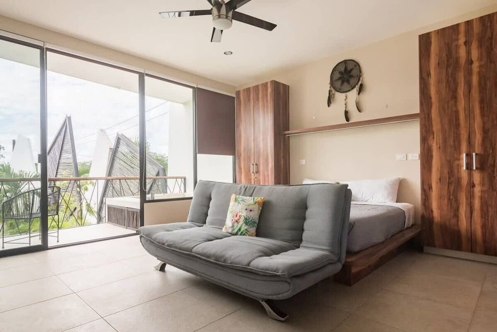 Studio w Private Pool Gym Relaxing Green Areas