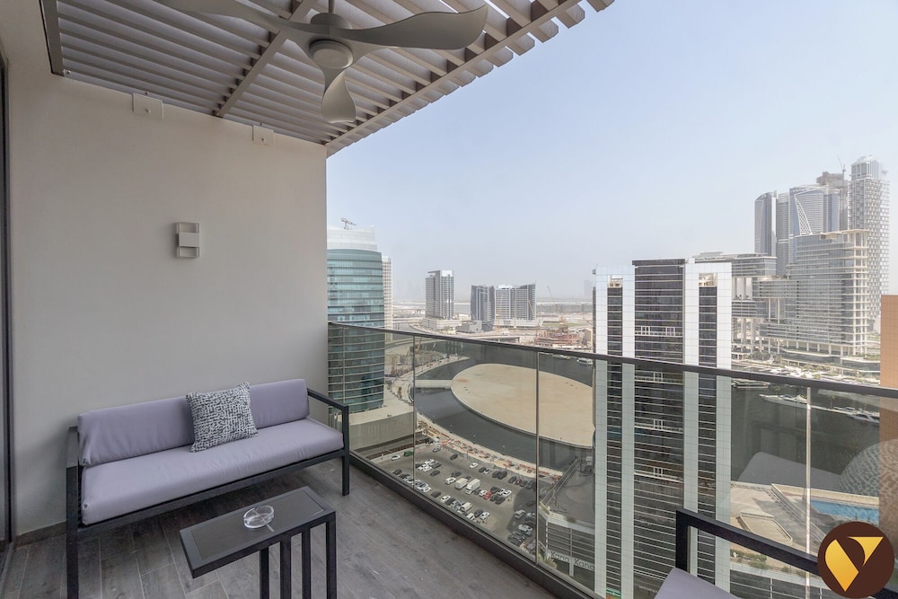 Vogue Downtown close to Burj Khalifa Mal