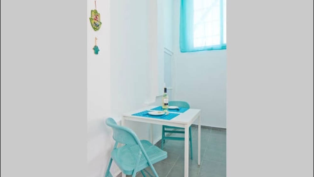 Ha-Carmel Market Apartment