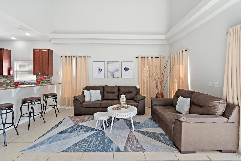 Disney Area 6 Bedroom Vacation Home with Private Pool 6 Home