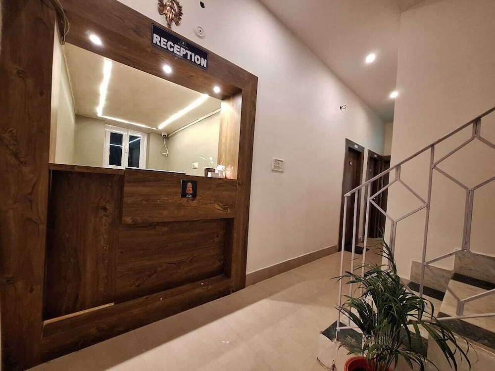 Hotel Yogita Inn