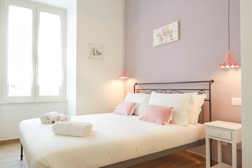 Colosseo Friendly Suite & Rooms