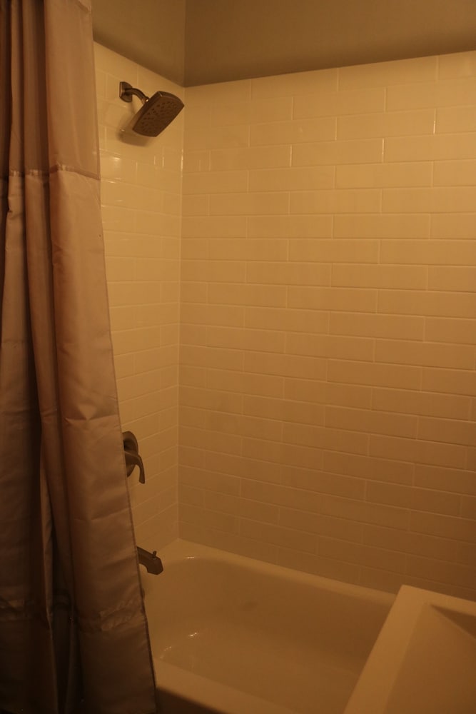 Columbine Inn