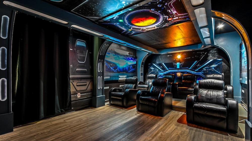 Huge Home With Game Room & Theater Near Disney 1429