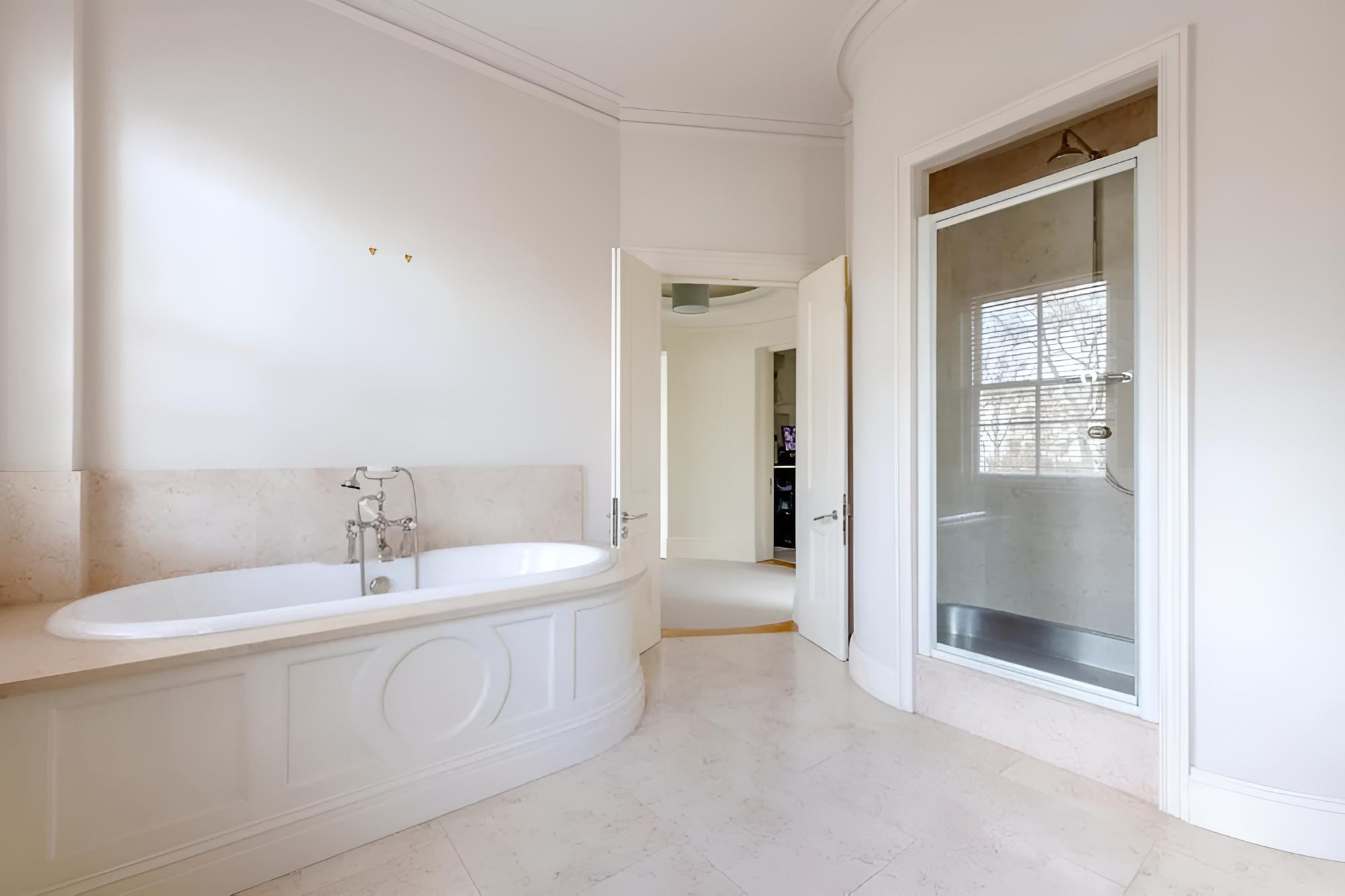 6BD House With Sauna & Steam Room in Pimilico