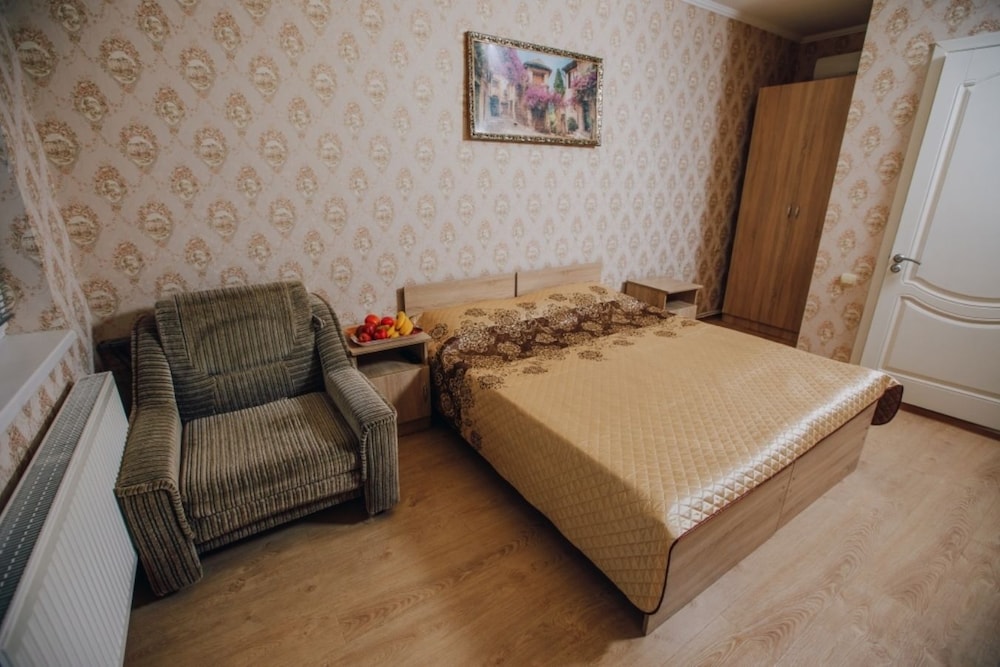 Laura Guest House