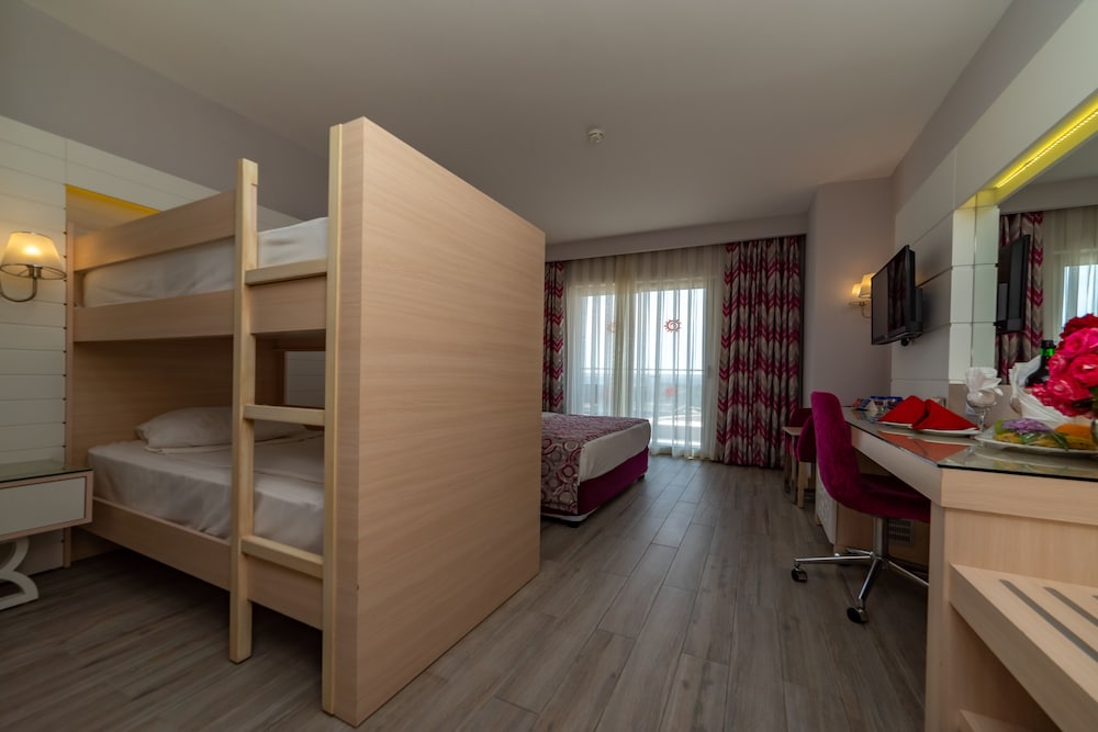 Sunmelia Beach Resort Hotel & Spa