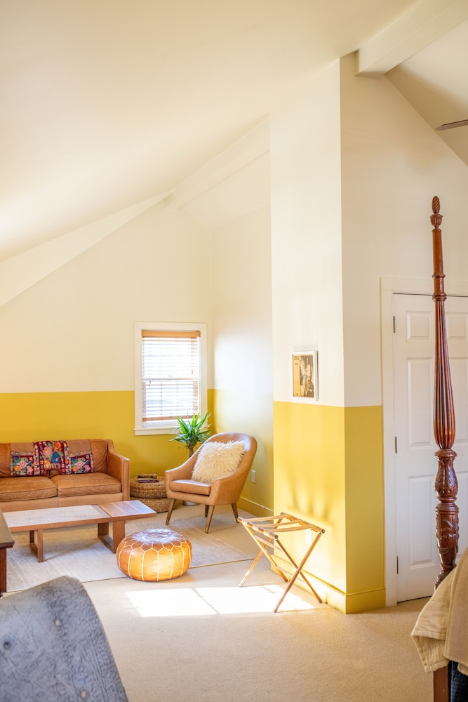 The Vesper - Property Image 4