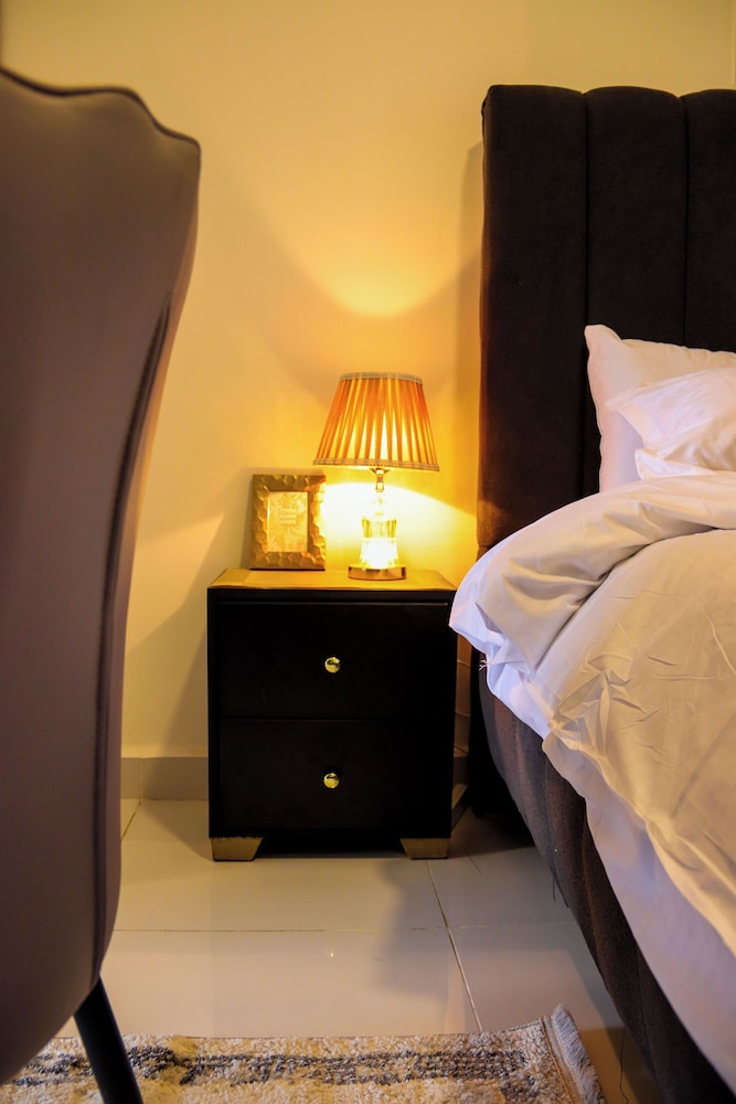 Lux studio apartment near JKIA and SGR