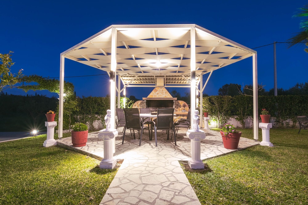 Fontana Holiday Home