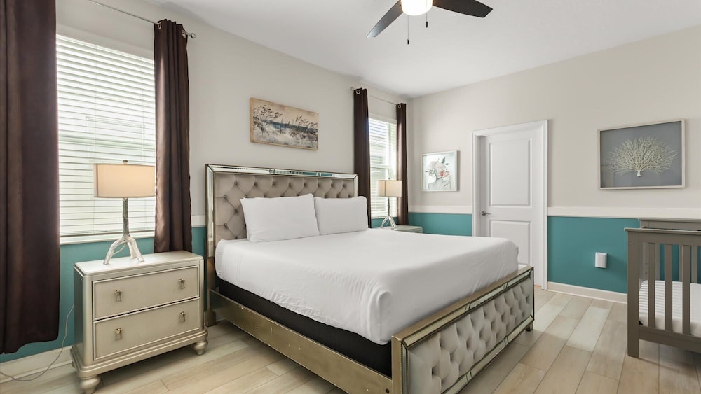 Championsgate Family Homepool, Hot Tub & Cinema