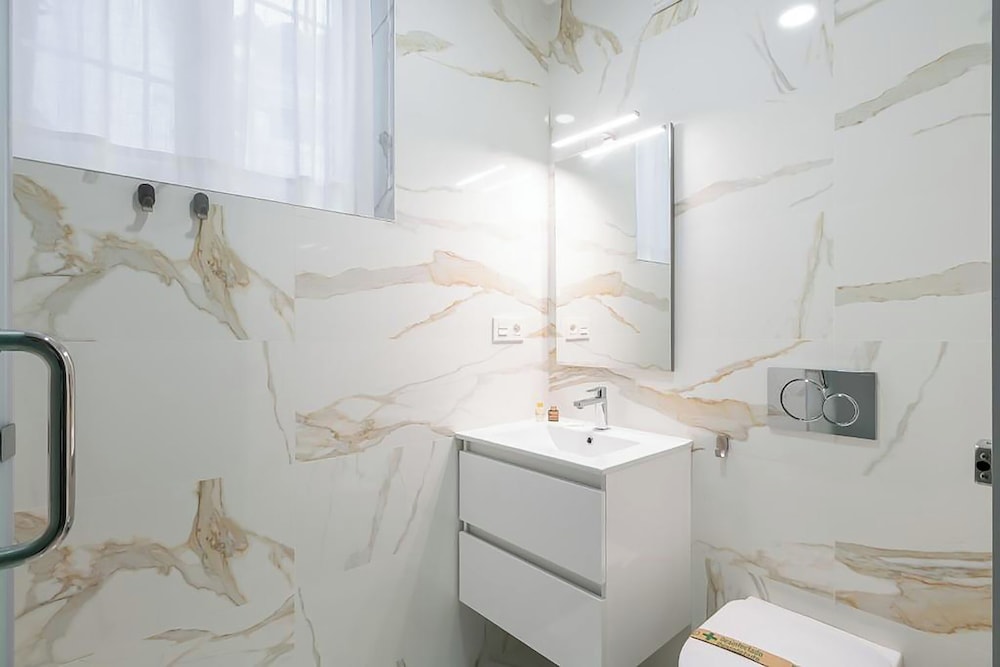 Feelathome Conde Apartments