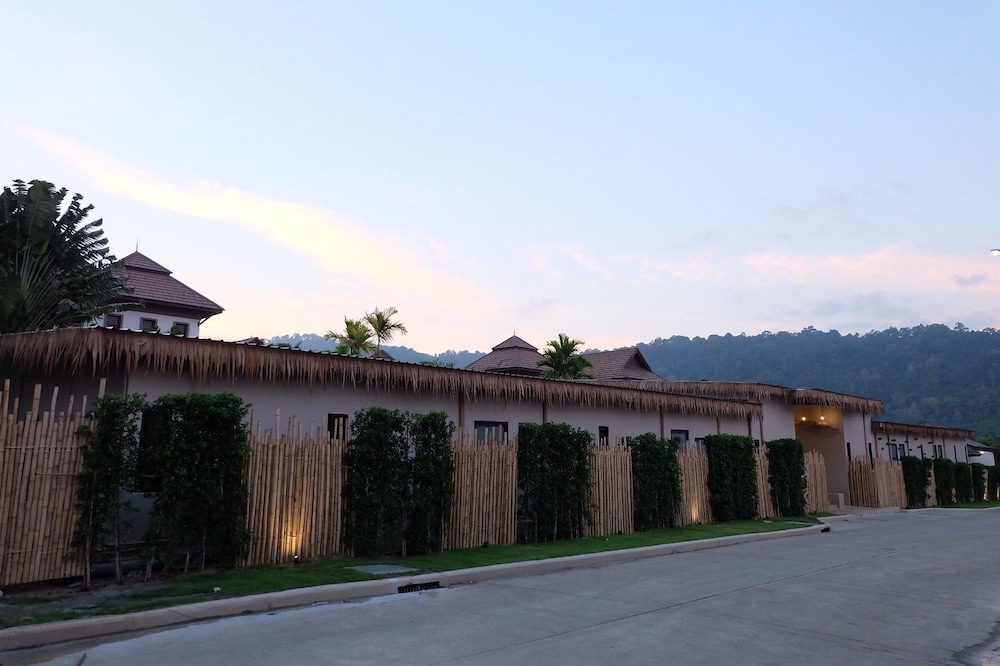 Ozone Villa