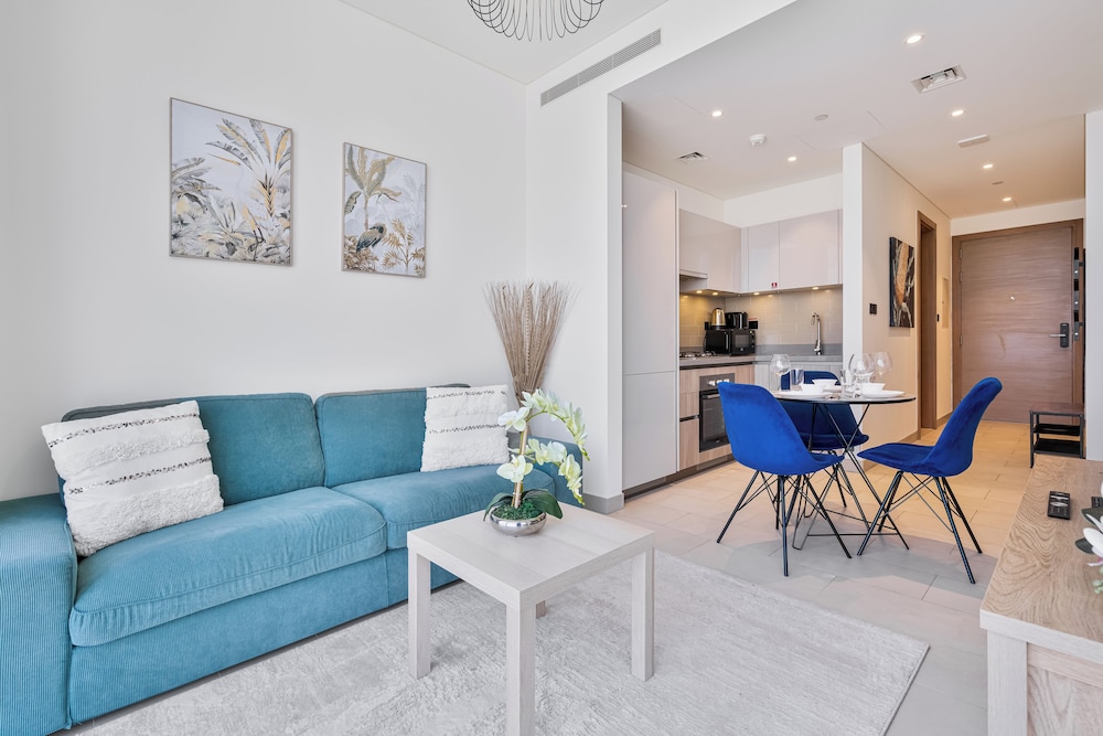 PVH - Serene 1BR - Sobha Waves